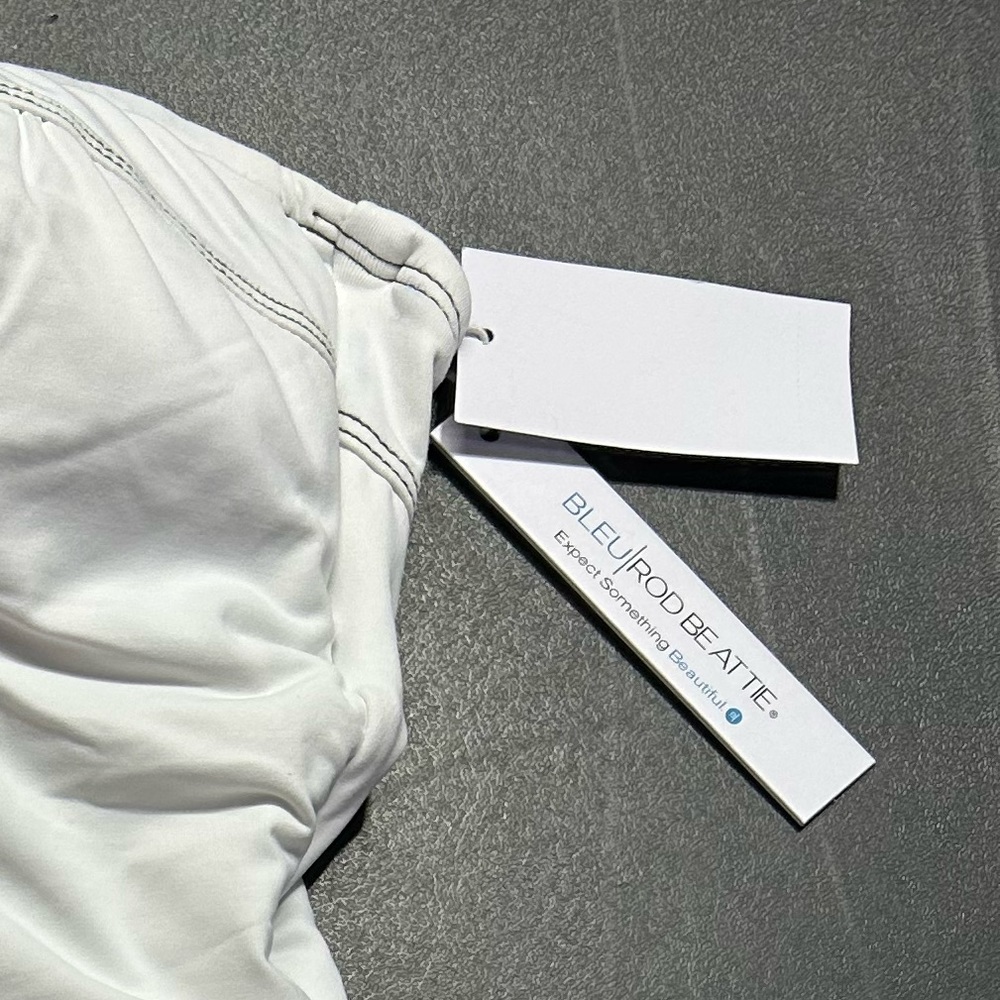 BLEU ROD BEATTIE white Belted one piece underwire bra Swimsuit size 12 NWT - Picture 6 of 8